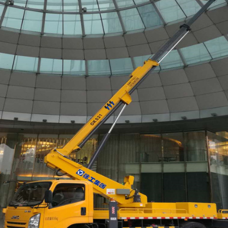 松山湖管委会附近高空作业车租赁｜安全设备租赁｜高空安装|工程定制化方案｜亿立达设备租赁